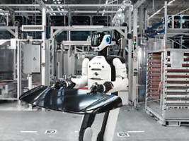 vielfältige einsatzmöglichkeit: bwm testet hilfe von humanoiden robotern in leipzig